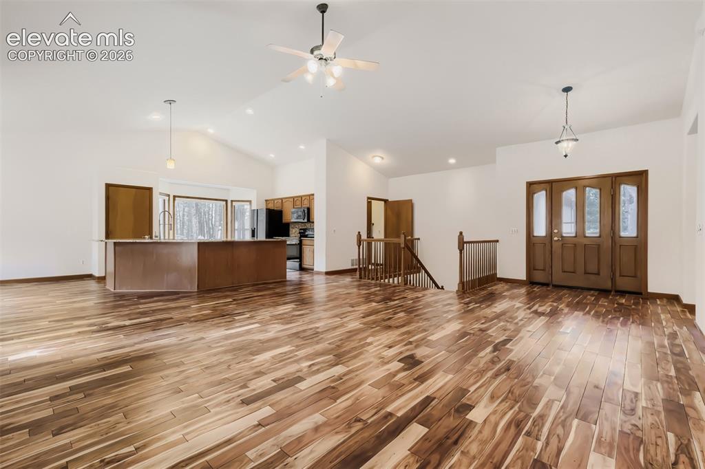8750 Tannenbaum Road Colorado Springs, CO 80908 - Photo 5 of 39