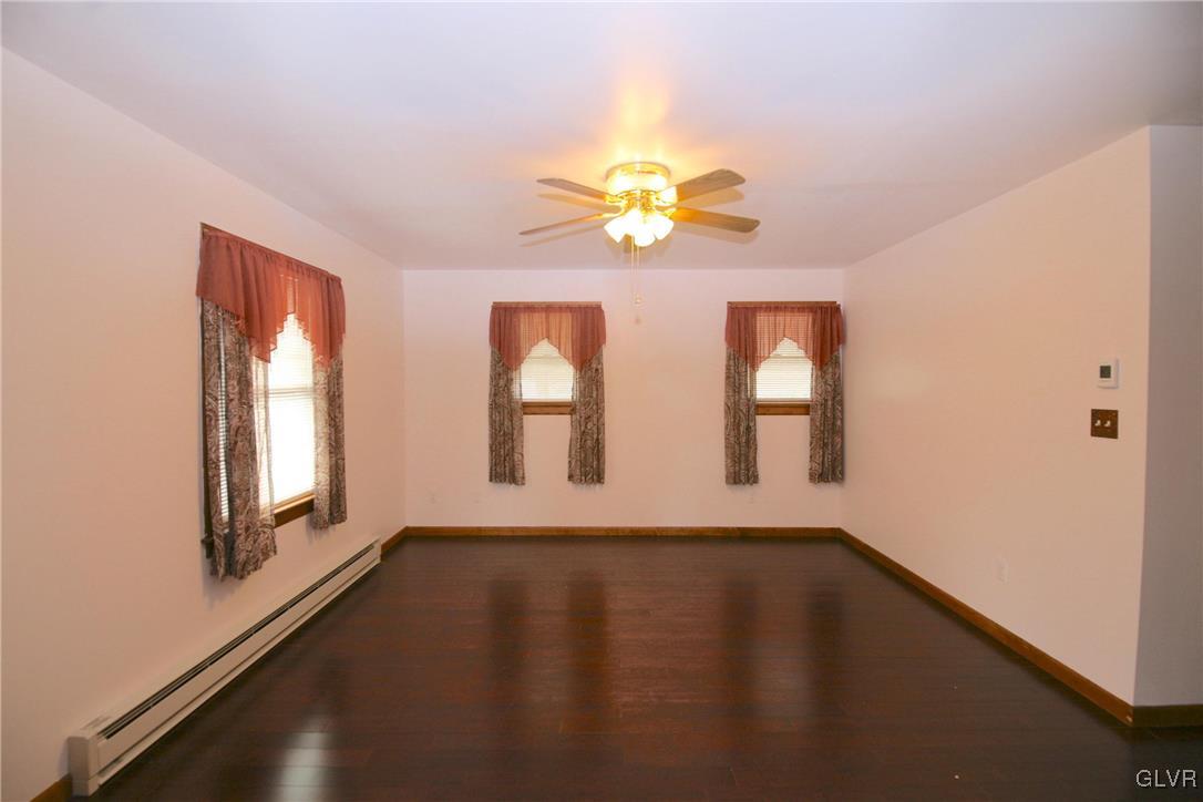 2672 Brunner Road Emmaus, PA 18049 - Photo 7 of 31 Gallery Image 7