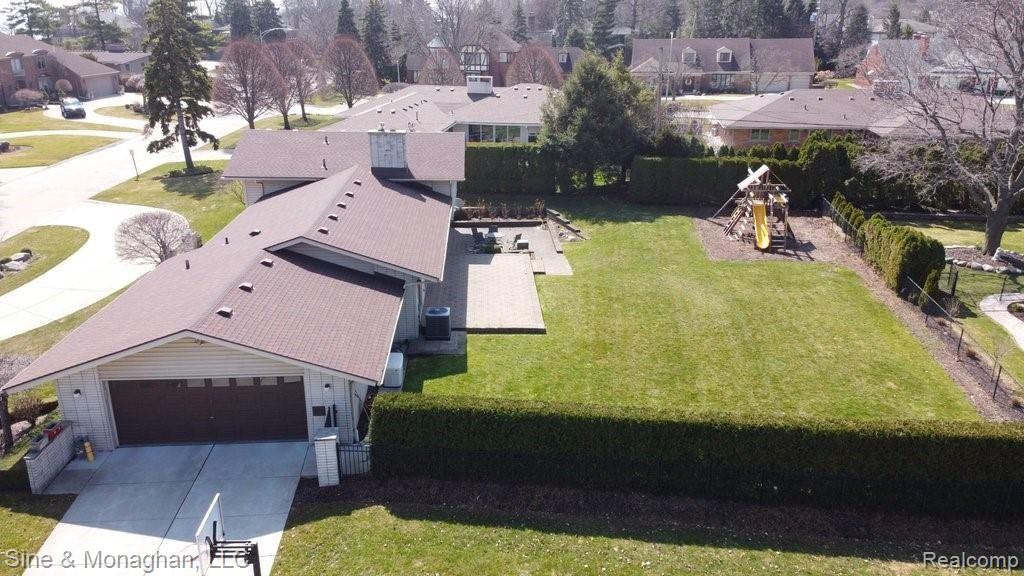 757 Shelden Road Grosse Pointe Shores, MI 48236 - Photo 24 of 27