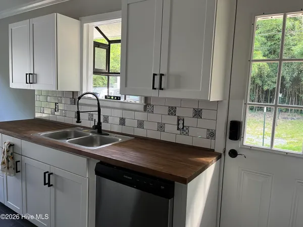 $1,700 | 206 D Carlton Street, Carthage, NC 28327