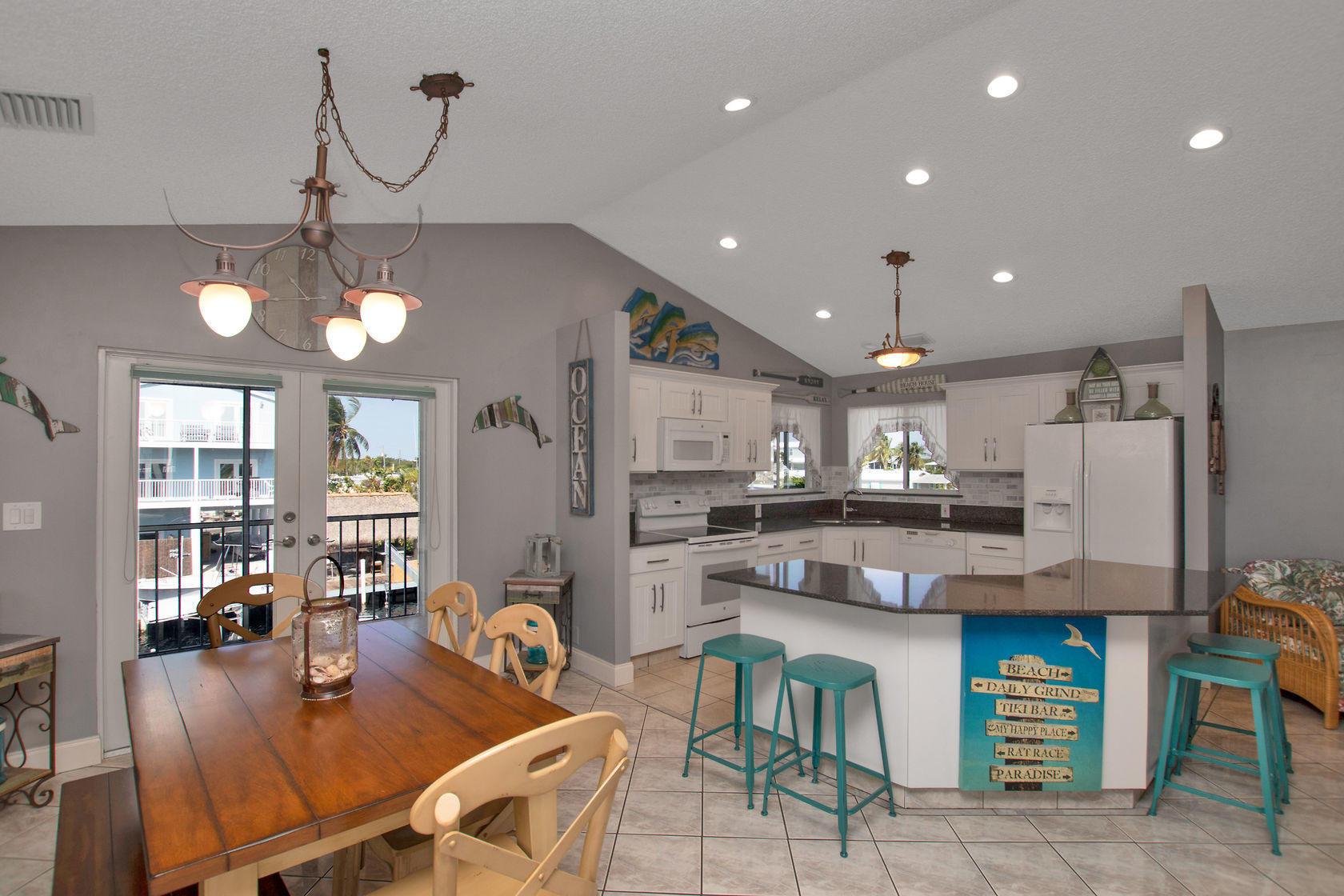 236 Upper Matecumbe Road Key Largo, FL 33037 - Photo 16 of 40 Great Room