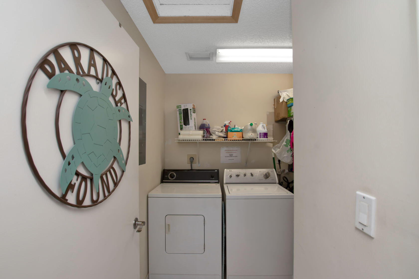 236 Upper Matecumbe Road Key Largo, FL 33037 - Photo 36 of 40 Laundry Room