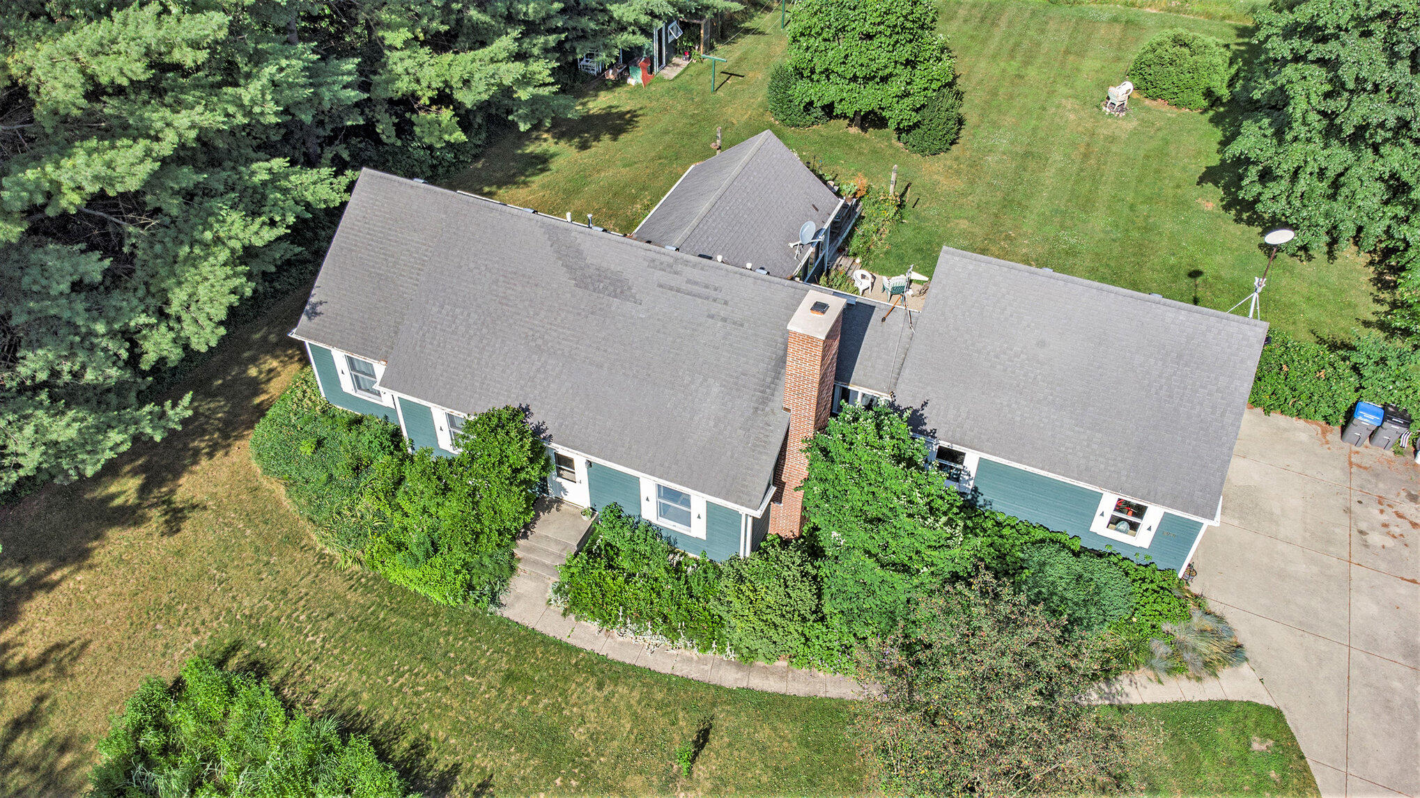 12979 Pardee Road Sawyer, MI 49125 - Photo 1 of 19 017_dji_0072