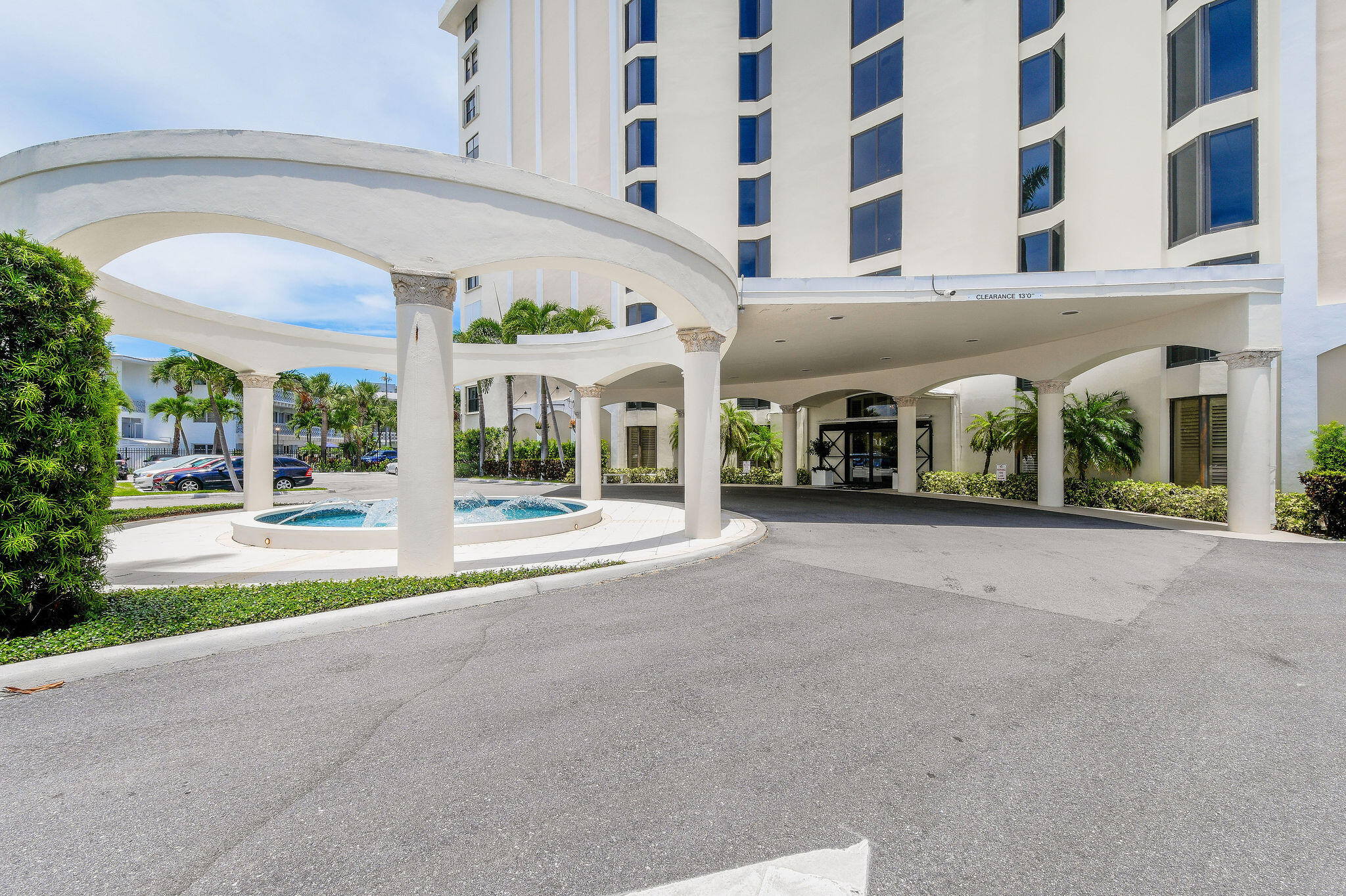 3800 Washington Road, Unit 712 West Palm Beach, FL 33405 - Photo 32 of 48 front view of a building