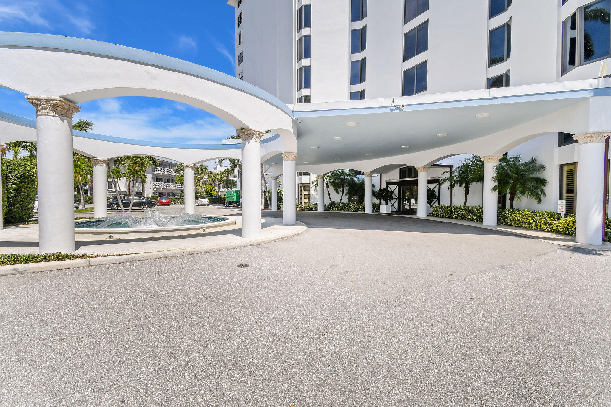 3800 Washington Road, Unit 712 West Palm Beach, FL 33405 - Photo 41 of 48 front view of a building