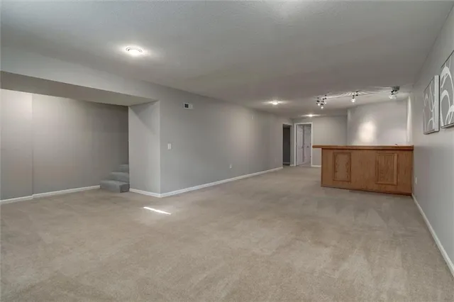 $435,000 | 15433 South Dice Lane, Olathe, KS 66062