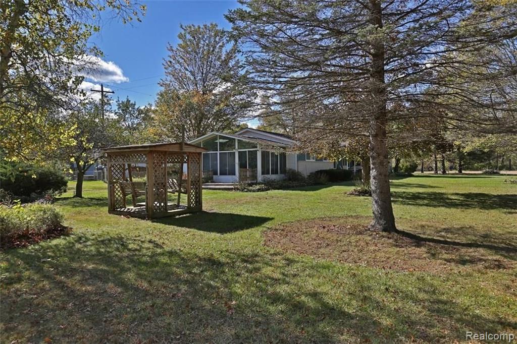 41333 Willis Road Belleville, MI 48111 - Photo 21 of 27
