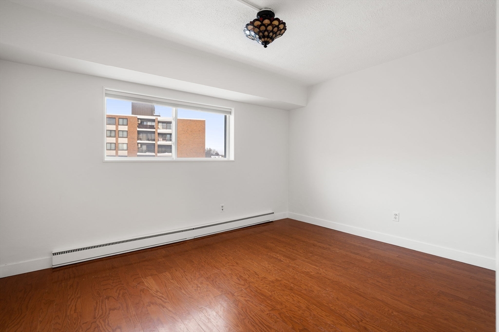 53 Melrose Street, Unit 4D Melrose, MA 02176 - Photo 18 of 34