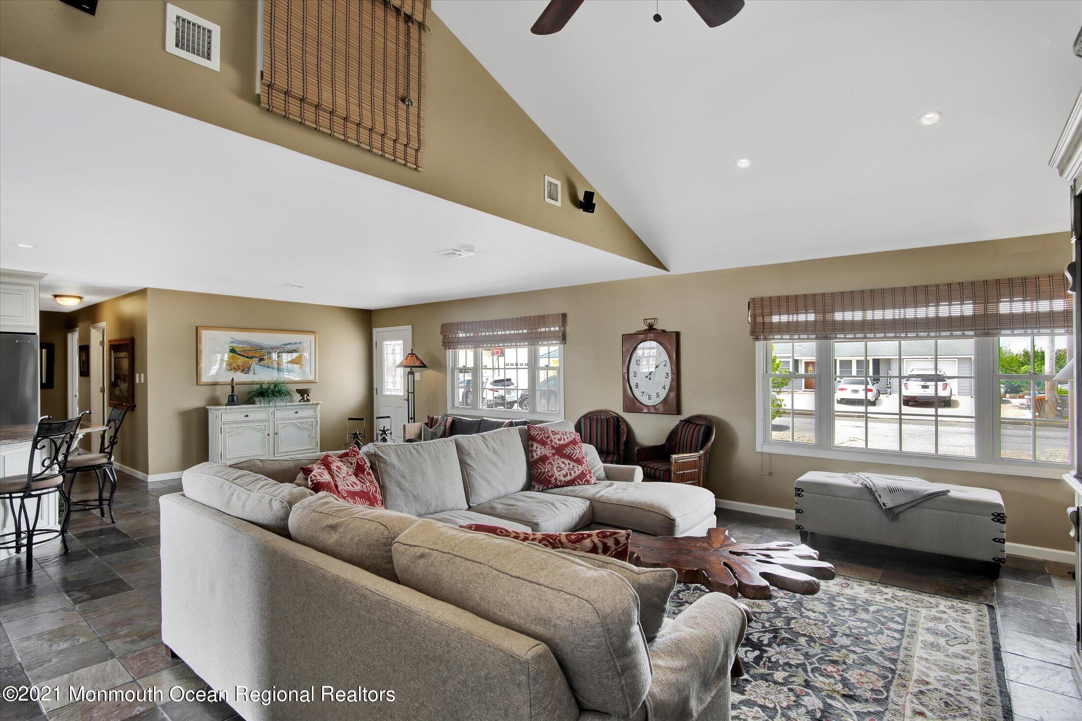208 Newark Road South Barnegat, NJ 08005 - Photo 4 of 32 06-Living