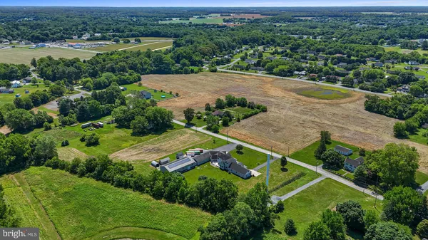 $940,000 | 302 East Howard Street, Viola, DE 19979