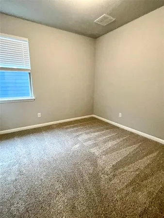 $1,695 | 125 Kellys Heroes Way, Jarrell, TX 76537