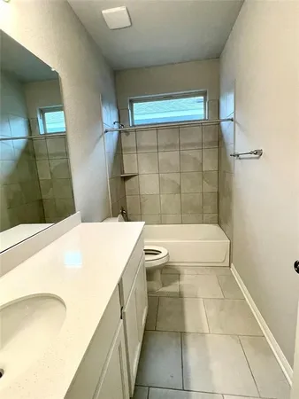 $1,695 | 125 Kellys Heroes Way, Jarrell, TX 76537