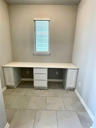 $1,695 | 125 Kellys Heroes Way, Jarrell, TX 76537