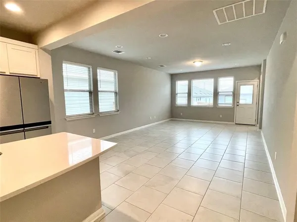 $1,695 | 125 Kellys Heroes Way, Jarrell, TX 76537