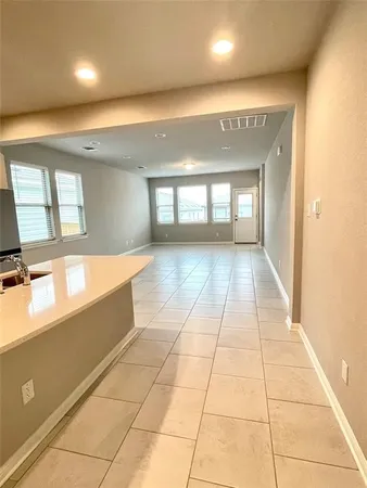 $1,695 | 125 Kellys Heroes Way, Jarrell, TX 76537