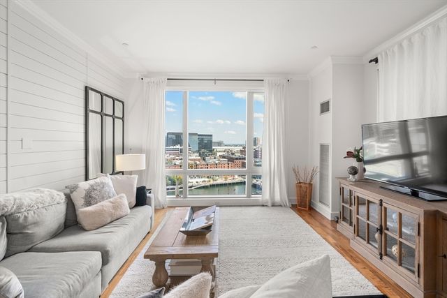 $1,877,777 | 500 Atlantic Avenue, Unit 15M, Boston, MA 02210
