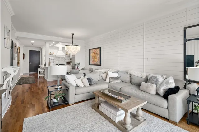 $1,877,777 | 500 Atlantic Avenue, Unit 15M, Boston, MA 02210