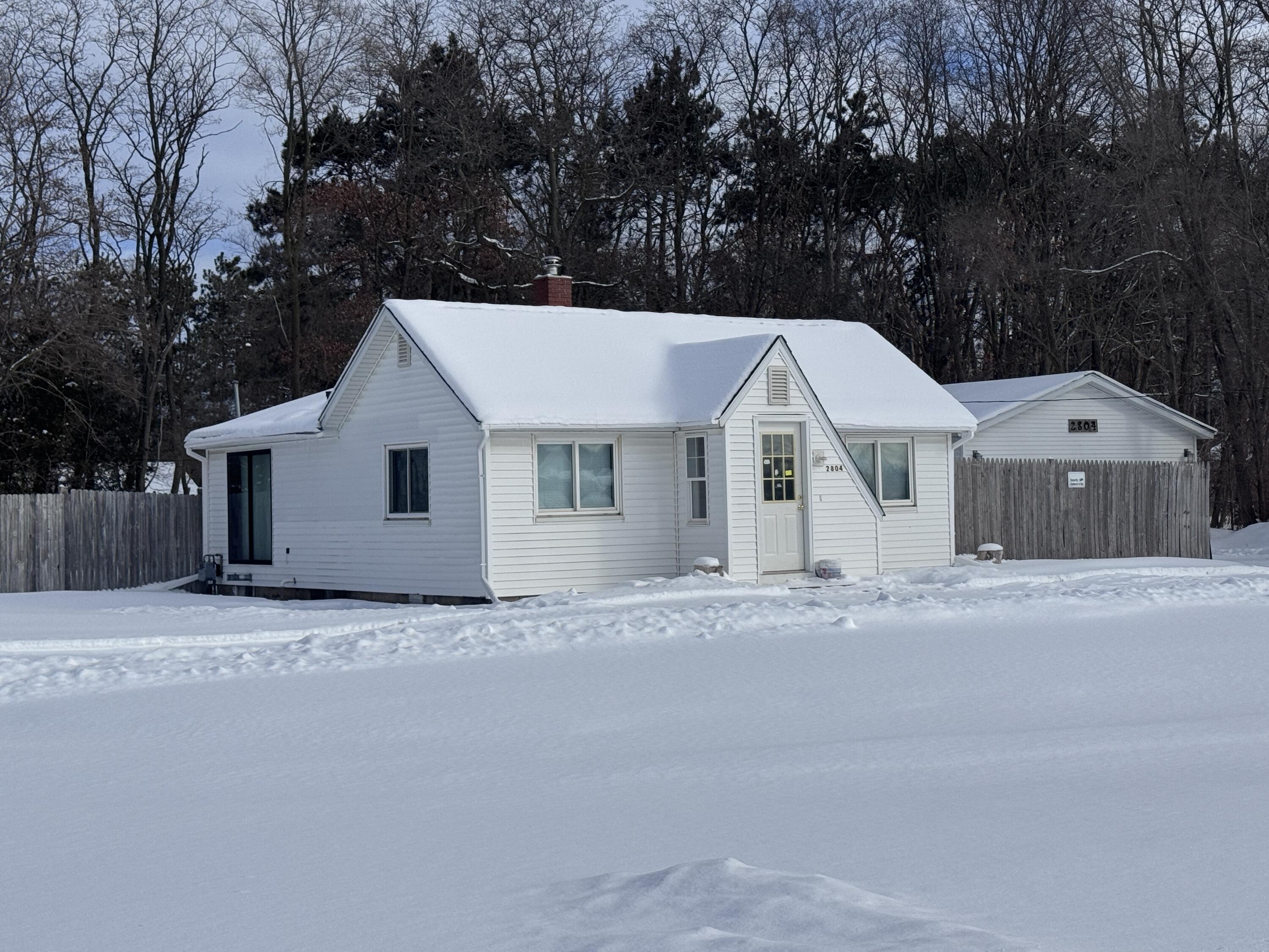 2804 Heights Ravenna Road Muskegon, MI 49444 - Photo 3 of 42 IMG_4189