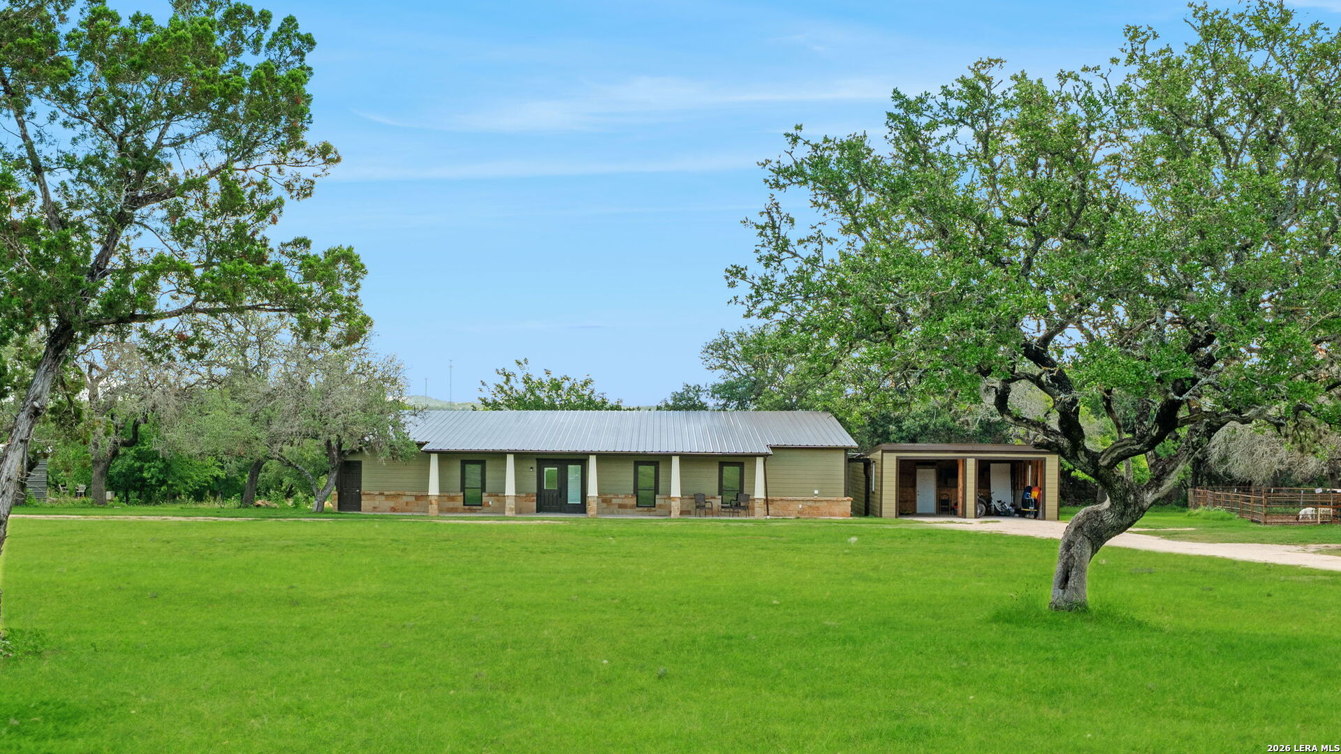 34 J Williams Road Boerne, TX 78006 - Photo 4 of 48