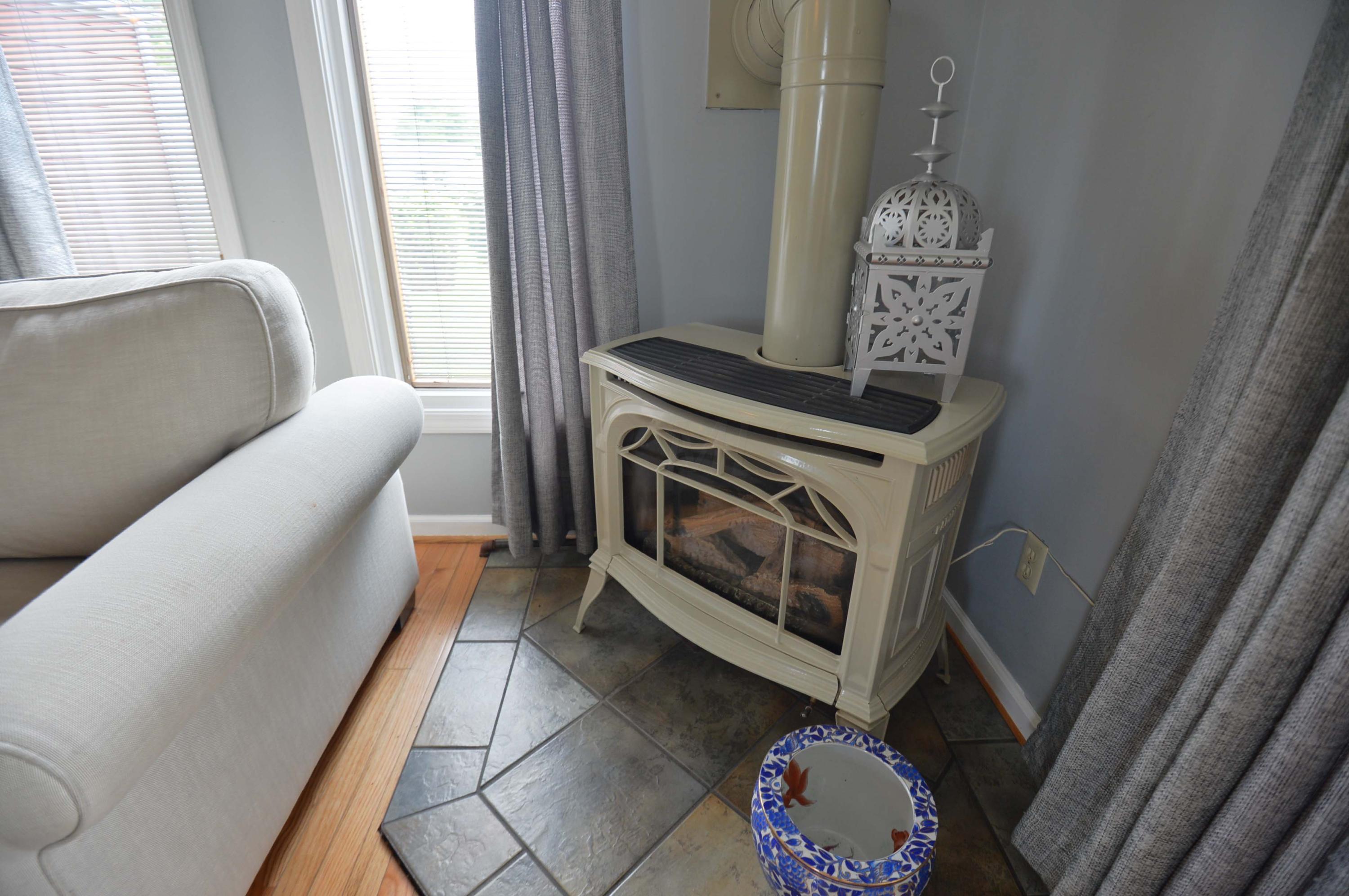 4065 Lynward Road Columbus, OH 43228 - Photo 13 of 49 Gallery Image 13