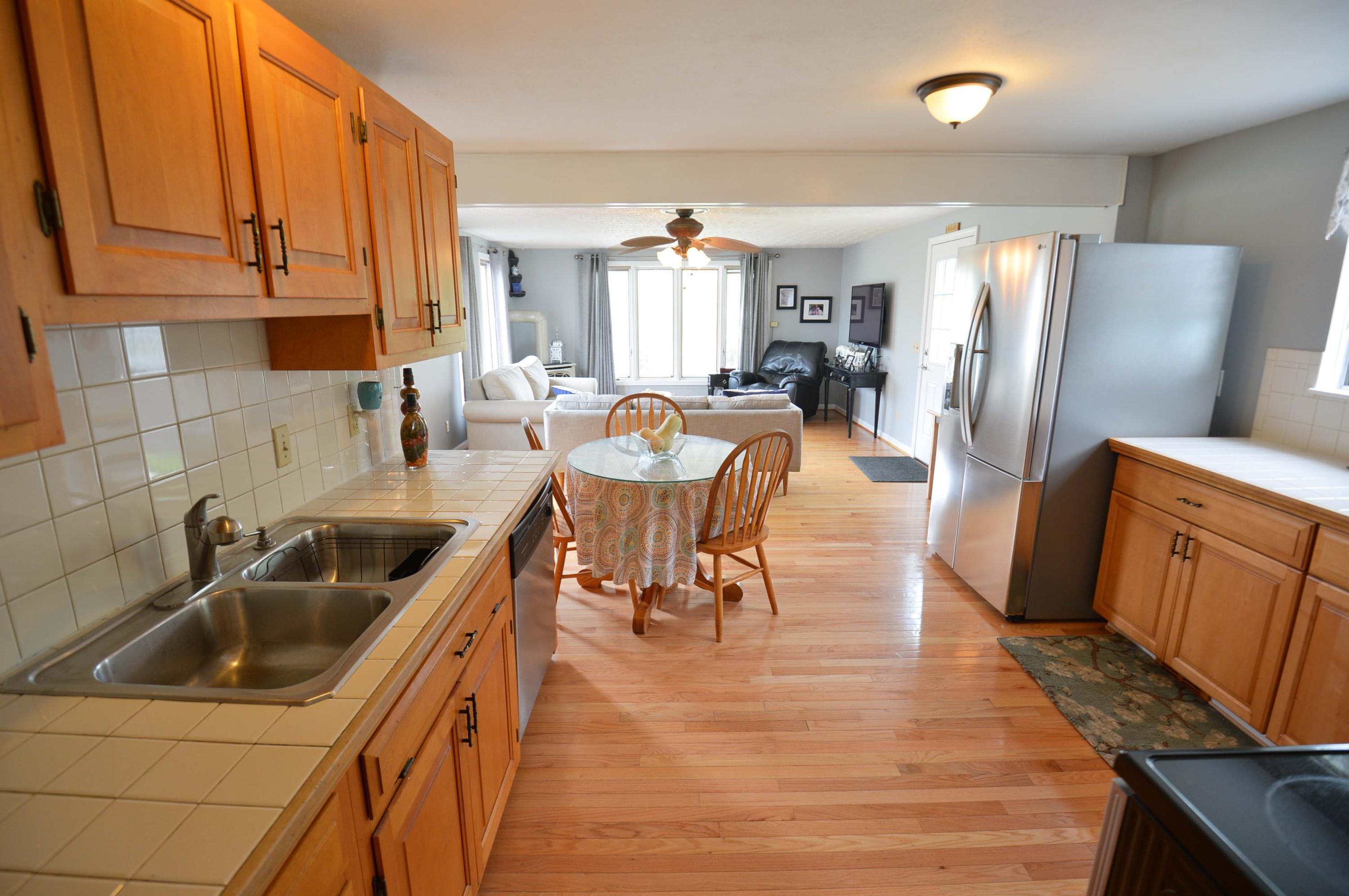 4065 Lynward Road Columbus, OH 43228 - Photo 26 of 49 Gallery Image 26