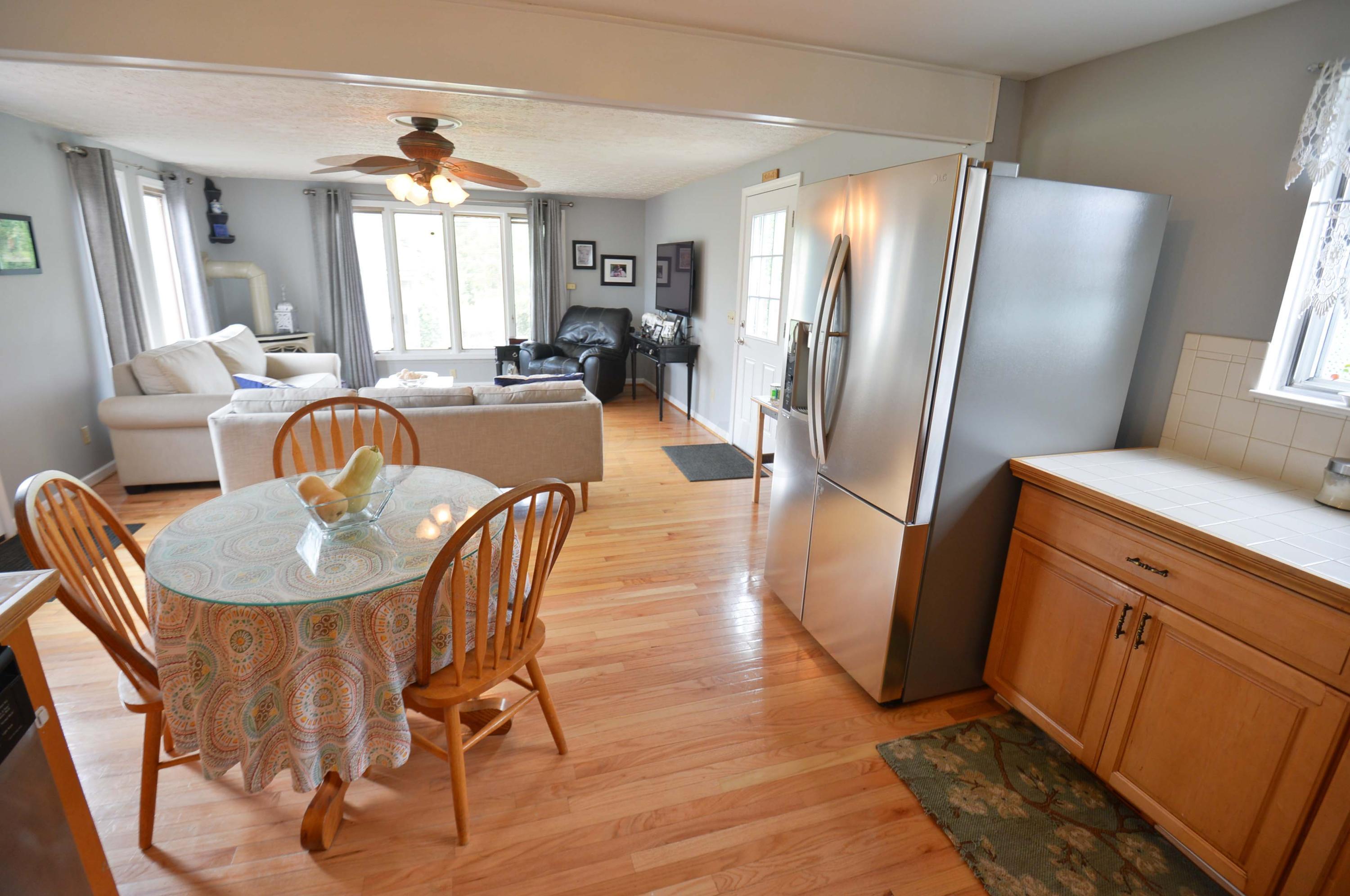 4065 Lynward Road Columbus, OH 43228 - Photo 27 of 49 Gallery Image 27