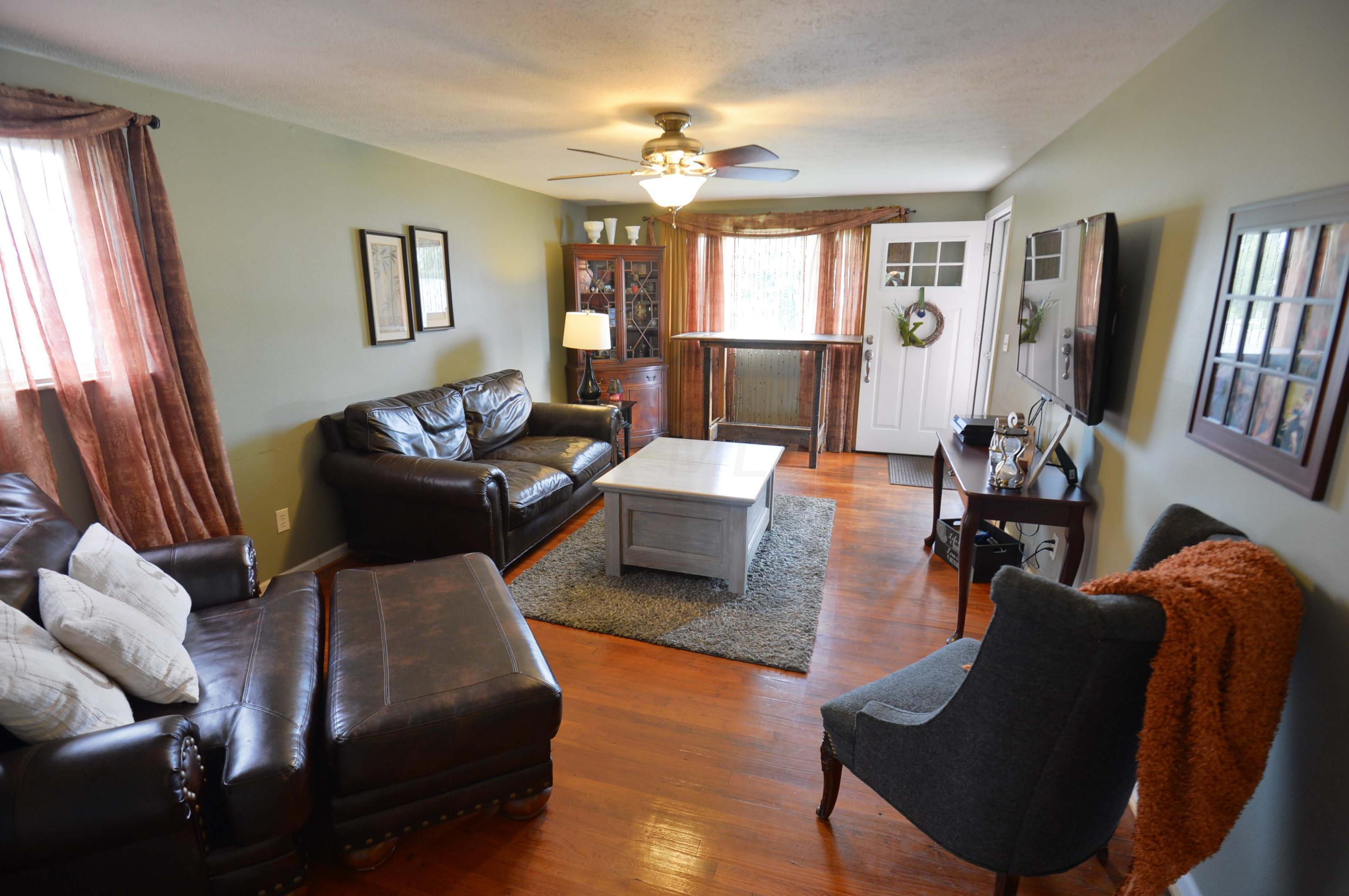 4065 Lynward Road Columbus, OH 43228 - Photo 3 of 49 Gallery Image 3