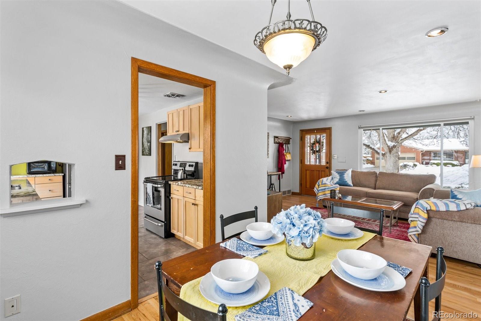 3320 Ingalls Street Wheat Ridge, CO 80033 - Photo 9 of 32 Gallery Image 9
