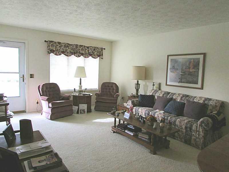 732 Grandview Drive, Unit 732 Springfield, OH 45503 - Photo 4 of 17