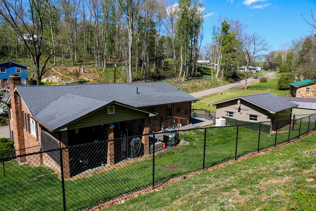 342 Shuler Hollow Road Chilhowie, VA 24319 - Photo 5 of 51 Gallery Image 5