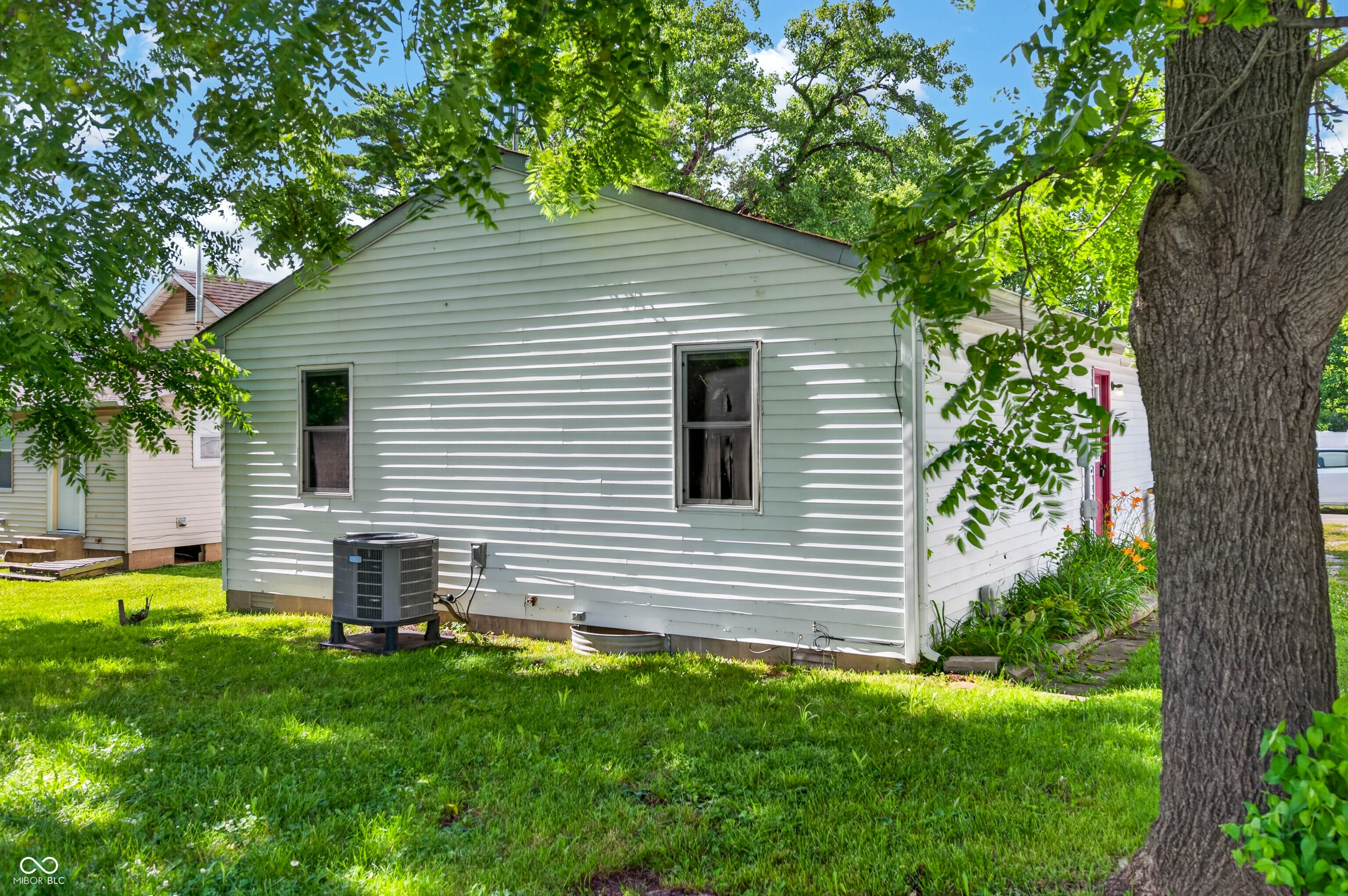 2231 Mapleton Court Columbus, IN 47201 - Photo 32 of 34