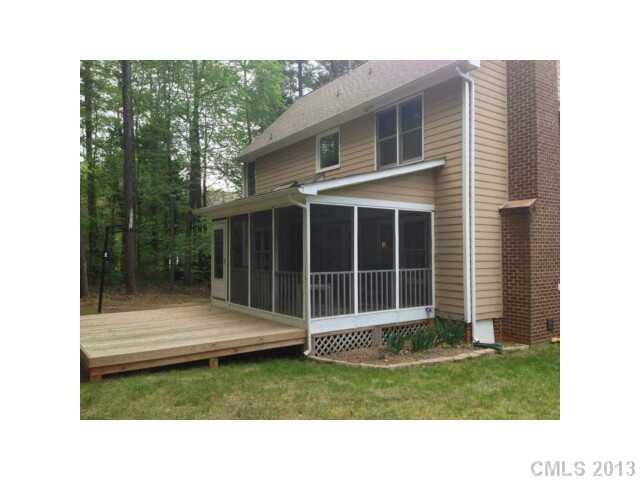 9121 Chimney Ridge Trail Charlotte, NC 28269 - Photo 2 of 13
