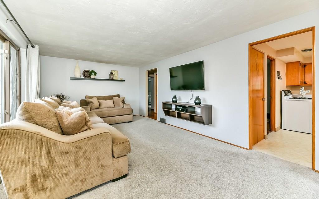 124 Kentzel Road Pittsburgh, PA 15237 - Photo 4 of 20