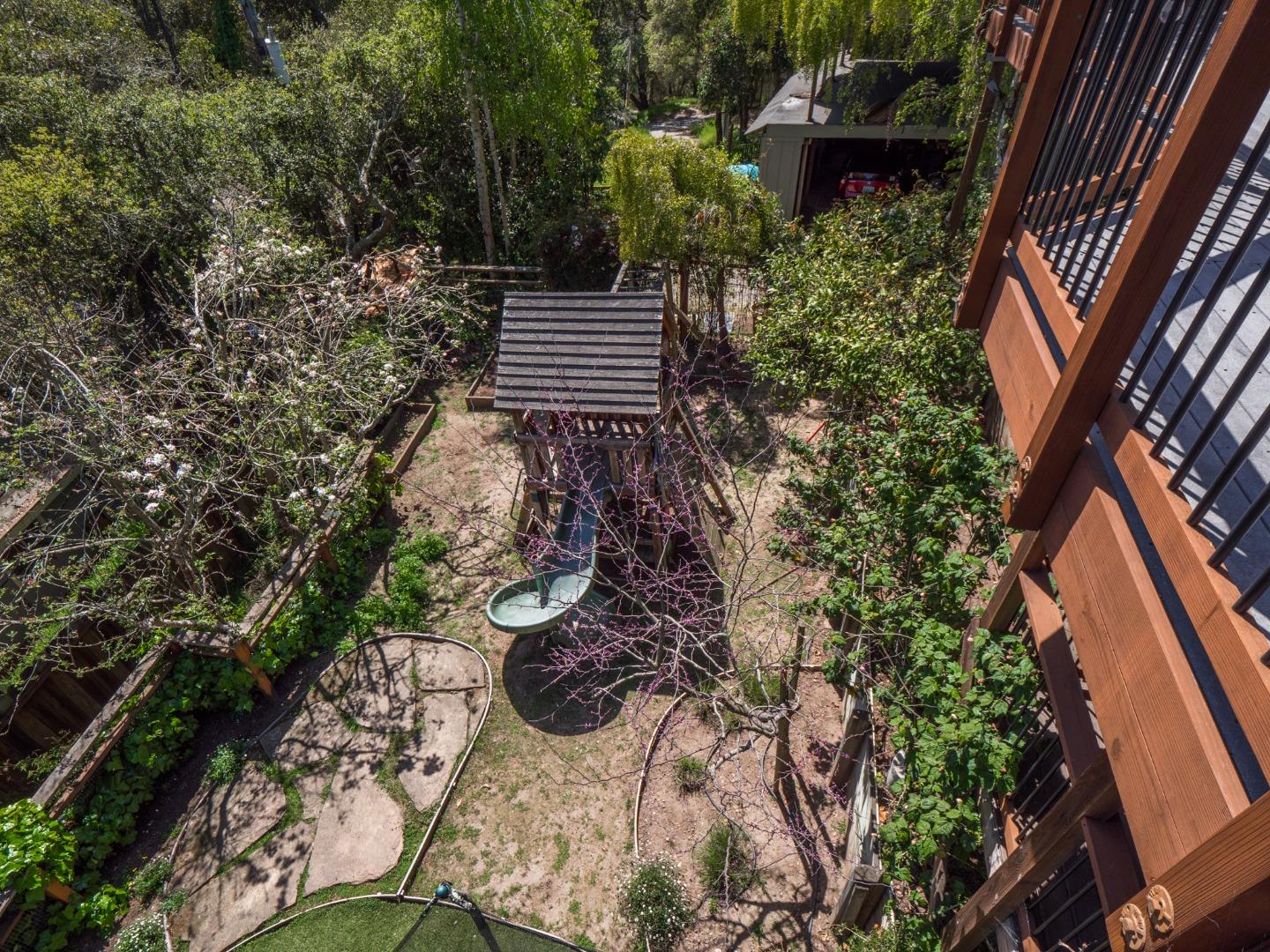 124 Norman Road Aptos, CA 95003 - Photo 13 of 47 Gallery Image 13
