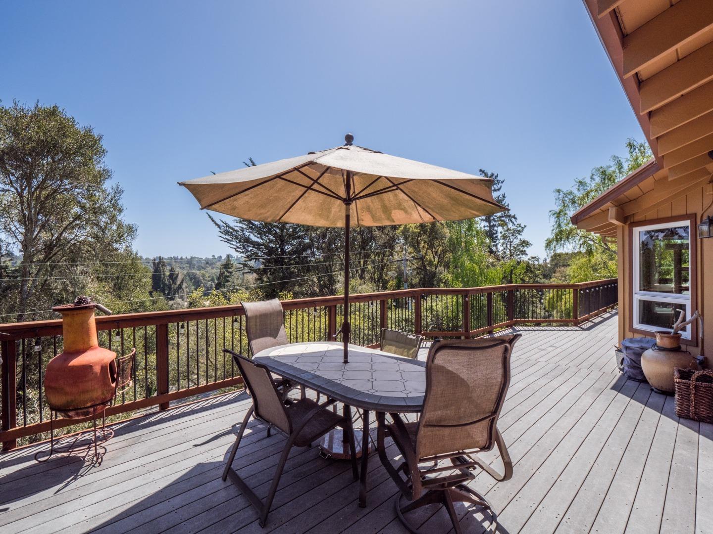 124 Norman Road Aptos, CA 95003 - Photo 15 of 47 Gallery Image 15