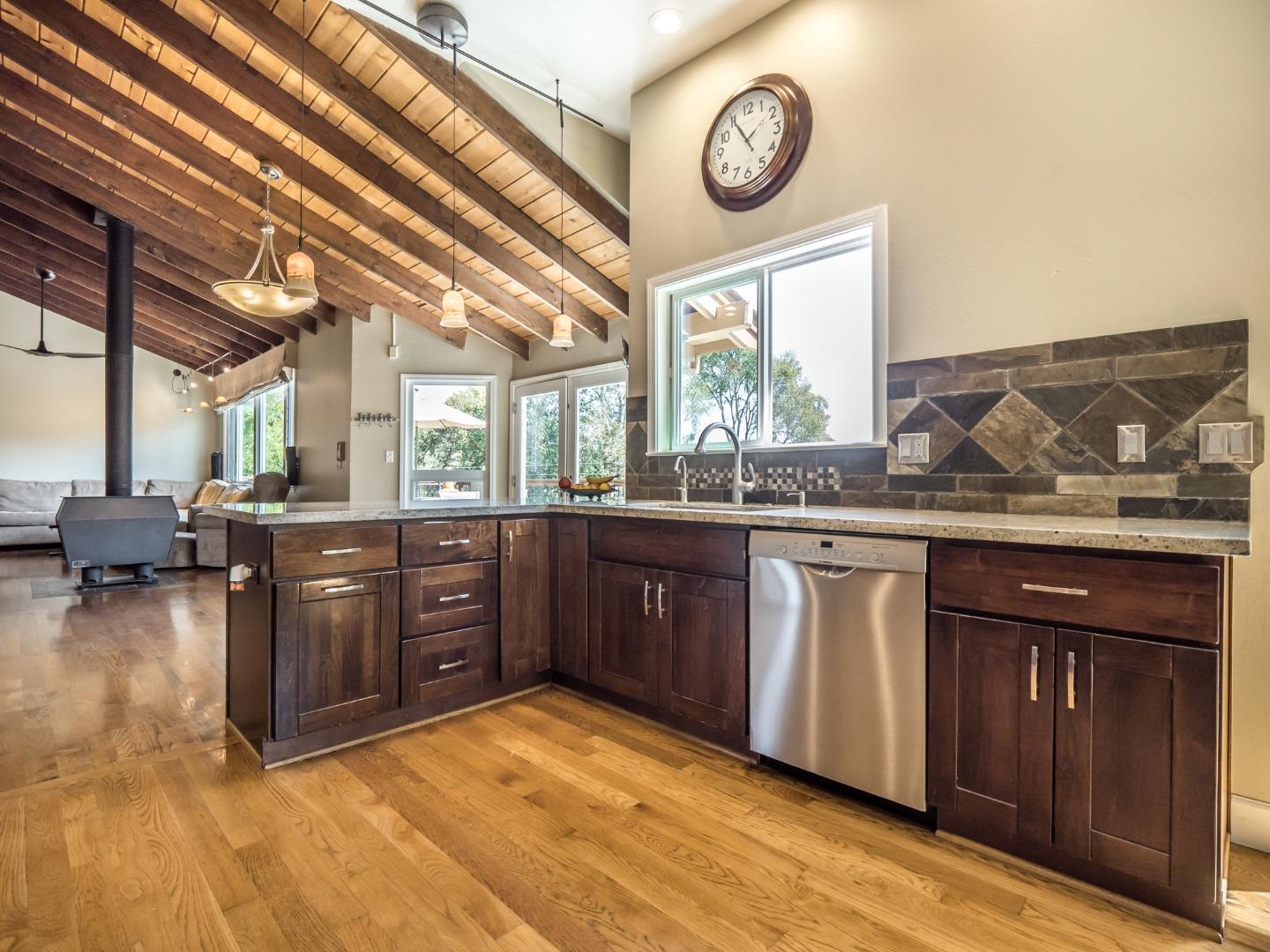 124 Norman Road Aptos, CA 95003 - Photo 8 of 47 Gallery Image 8