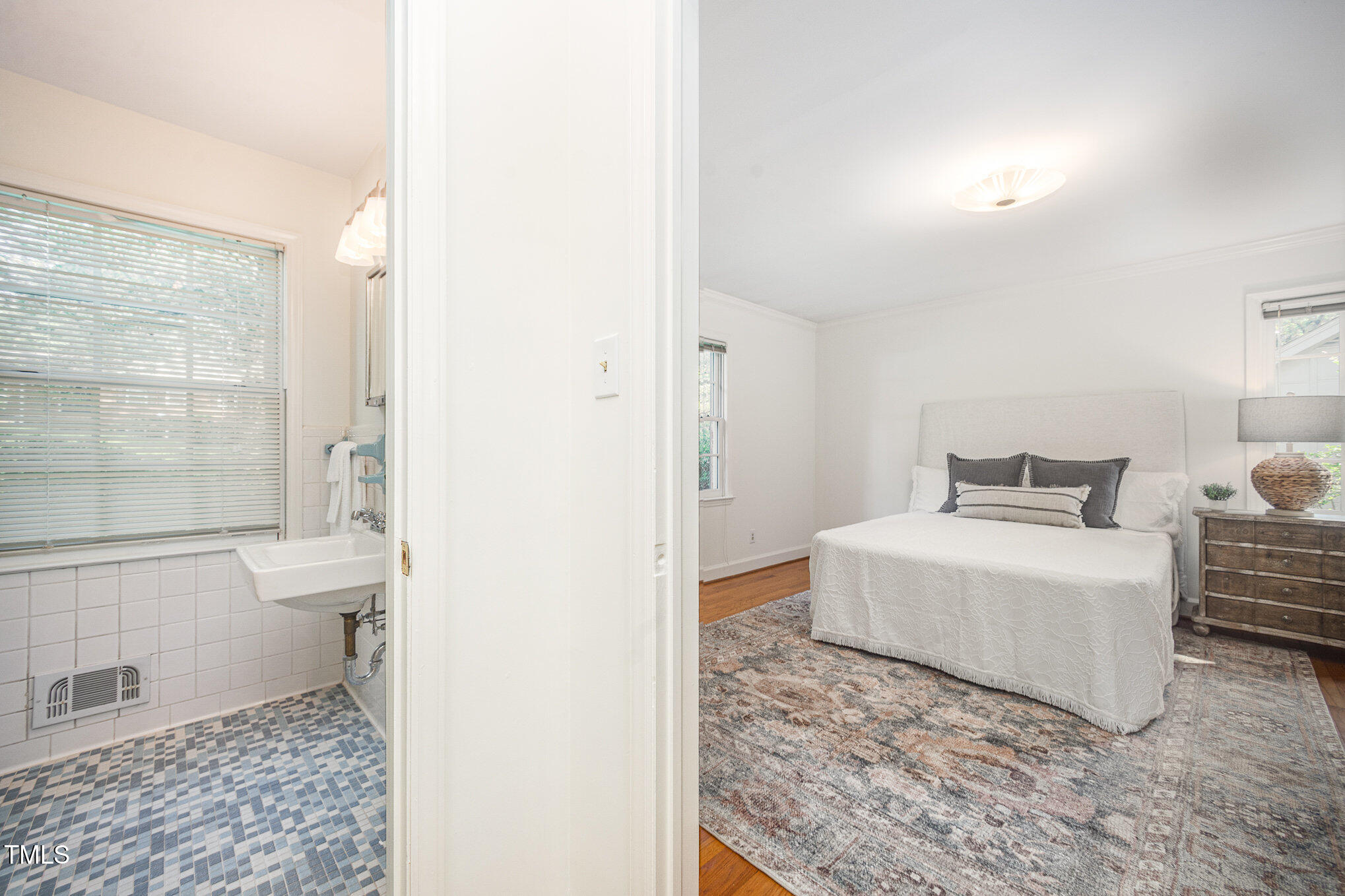 2425 Wentworth Street Raleigh, NC 27612 - Photo 20 of 44 024_kv0a4305-edit_814