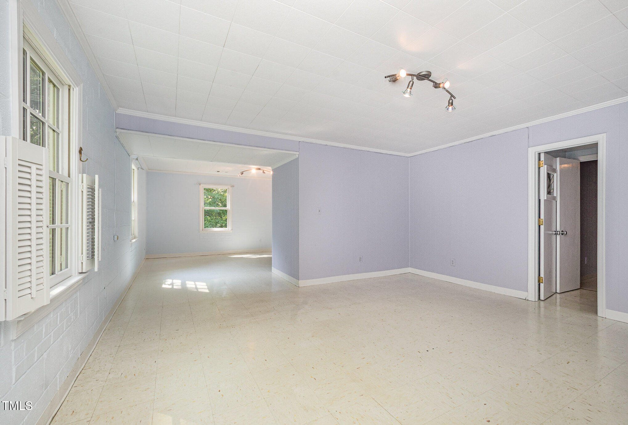 2425 Wentworth Street Raleigh, NC 27612 - Photo 30 of 44 030_kv0a4318-edit_338