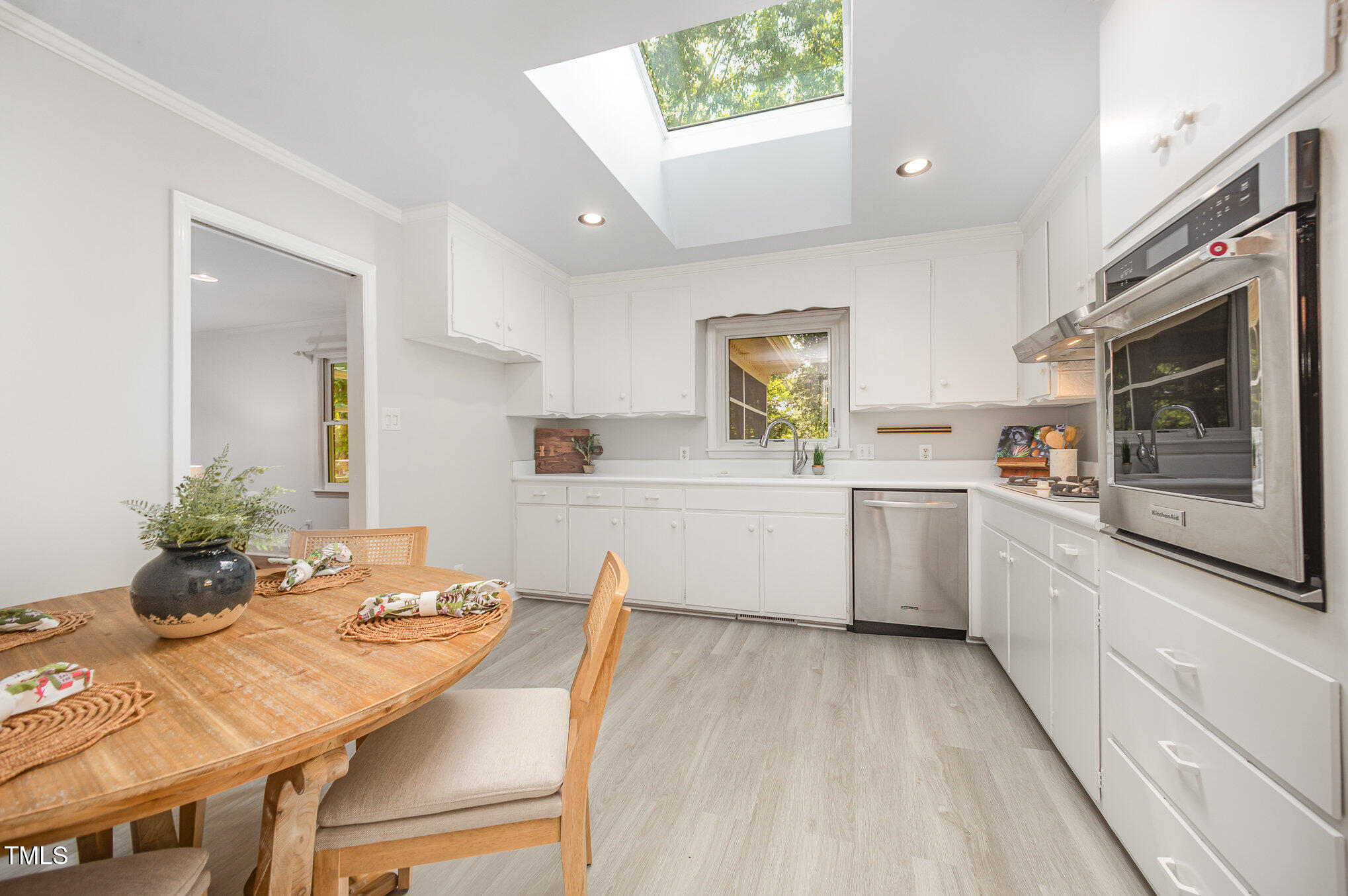 2425 Wentworth Street Raleigh, NC 27612 - Photo 10 of 44 012_kv0a4270-edit_277