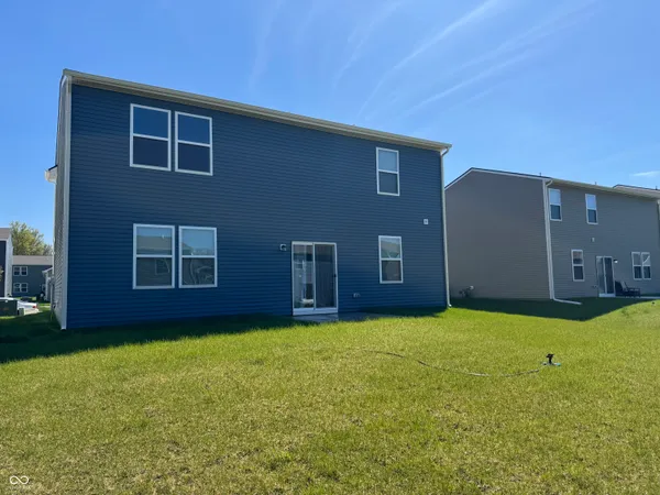 $2,250 | 11912 Moorfield Lane, Indianapolis, IN 46235
