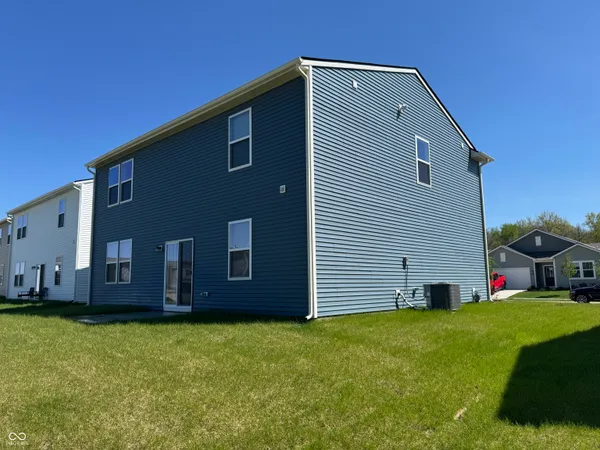 $2,250 | 11912 Moorfield Lane, Indianapolis, IN 46235
