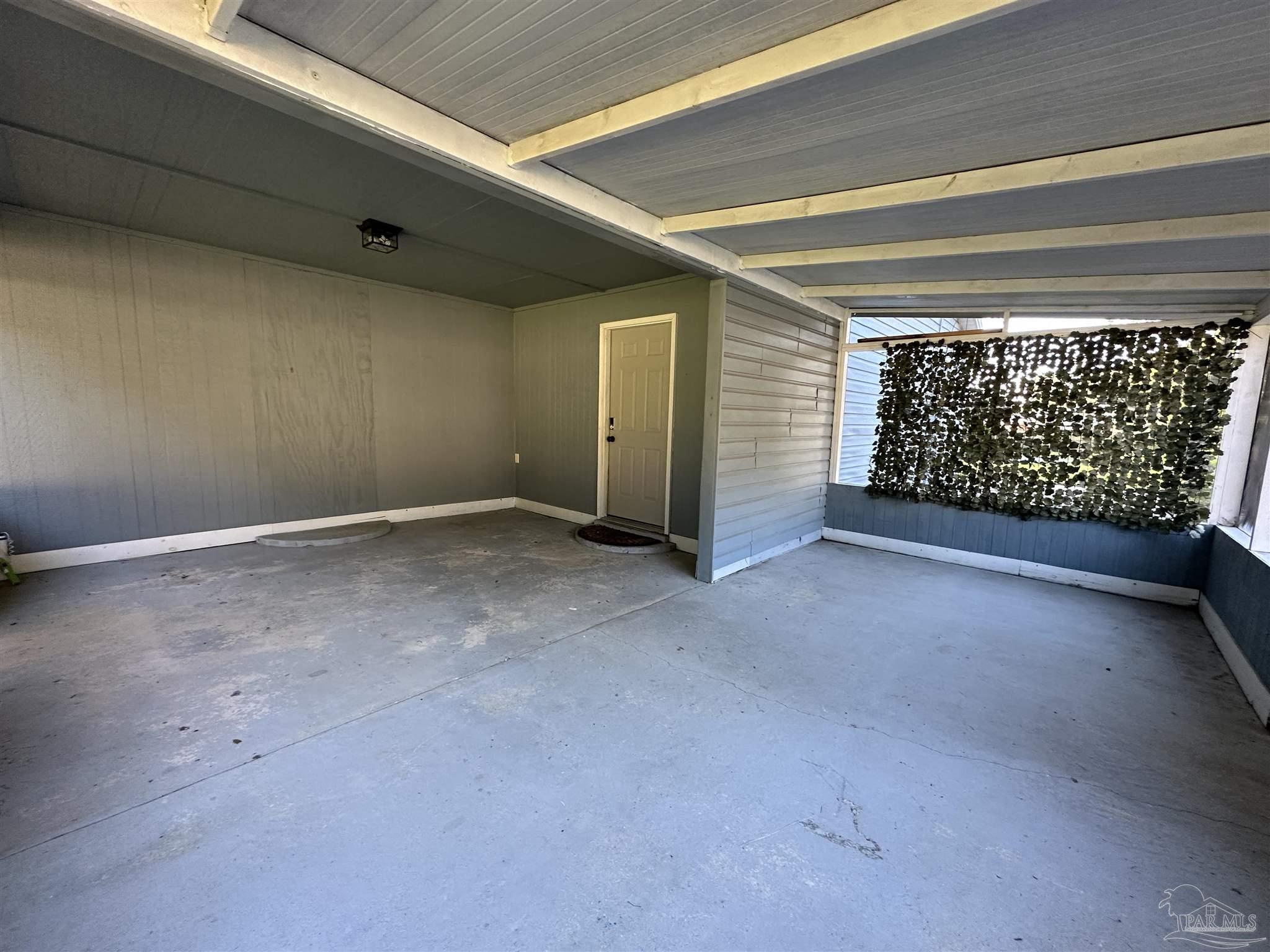 7720 Jansen Road Pensacola, FL 32526 - Photo 2 of 30 a view of an empty room