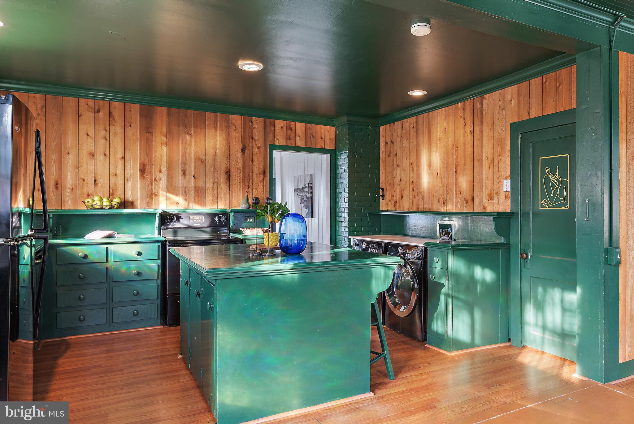 90 River Drive Annapolis, MD 21403 - Photo 22 of 44