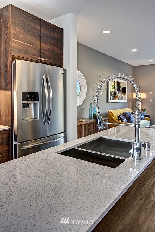 4256 Southwest Myrtle Street, Unit B Seattle, WA 98136 - Photo 8 of 21