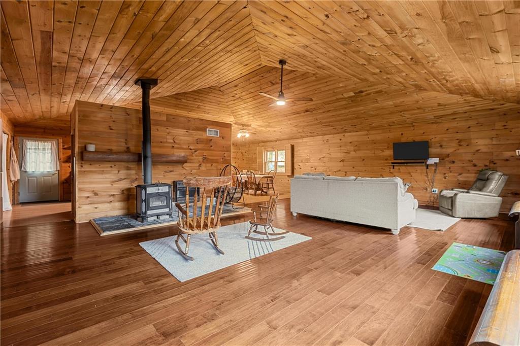 566 Pettit Road Waynesburg, PA 15370 - Photo 17 of 50 a living room with couch and a table