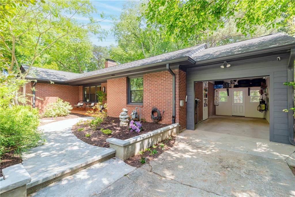 2413 North Decatur Road Decatur, GA 30033 - Photo 3 of 33