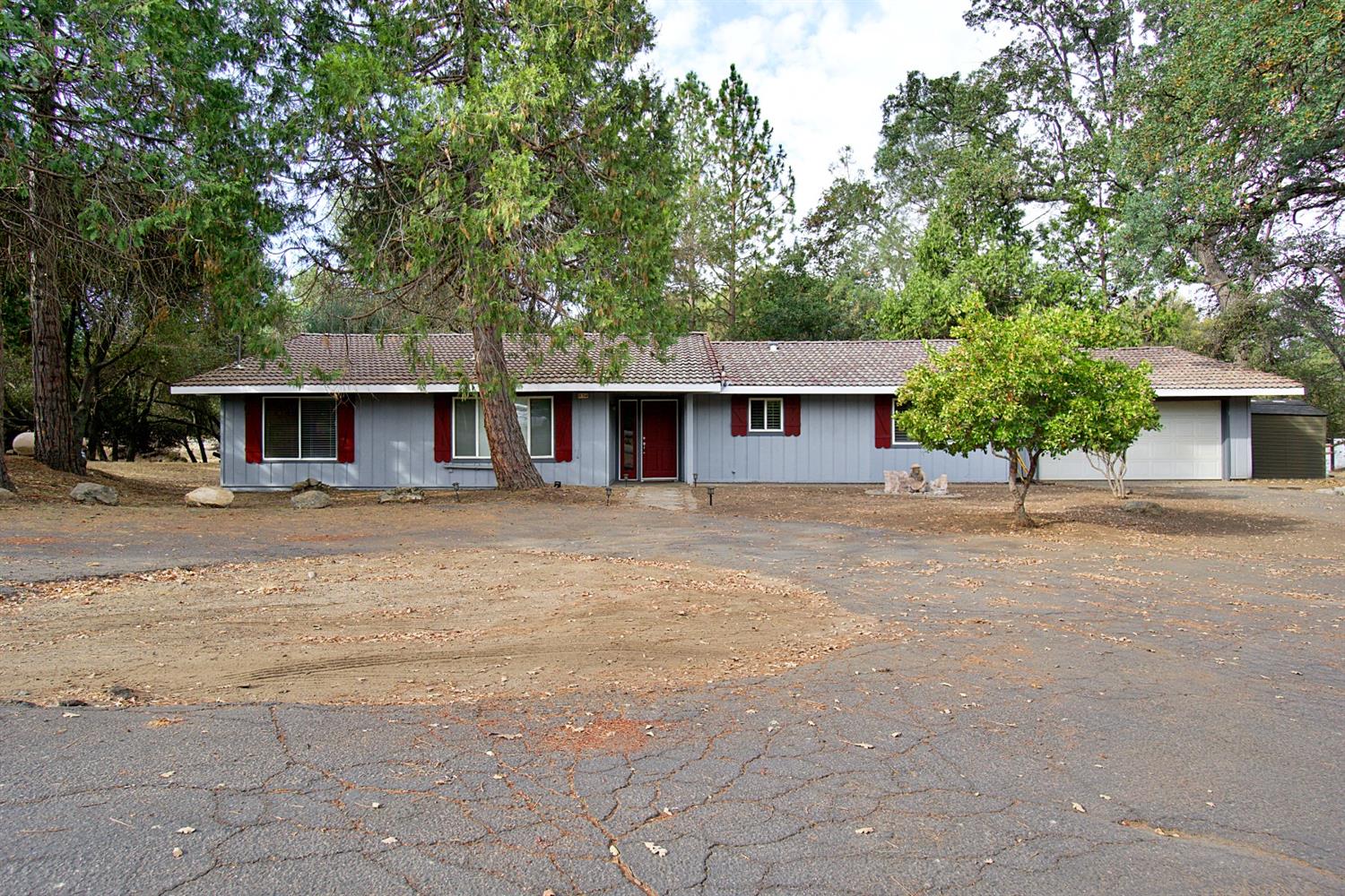 31762 Erie Road Coarsegold, CA 93614 - Photo 2 of 34 Gallery Image 2