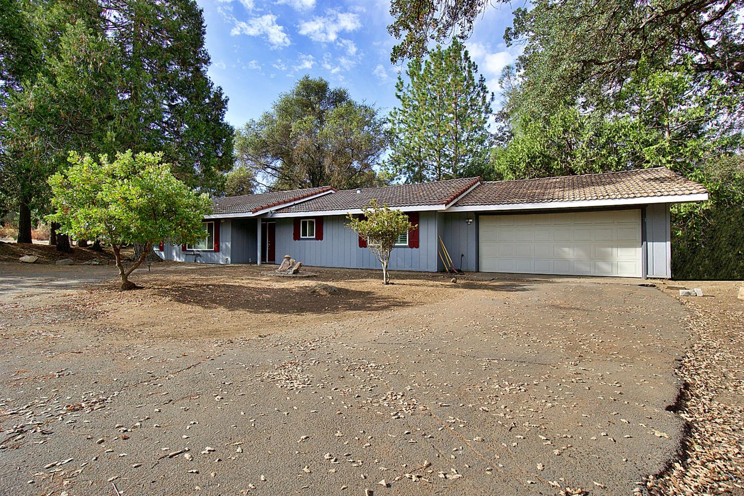 31762 Erie Road Coarsegold, CA 93614 - Photo 3 of 34 Gallery Image 3