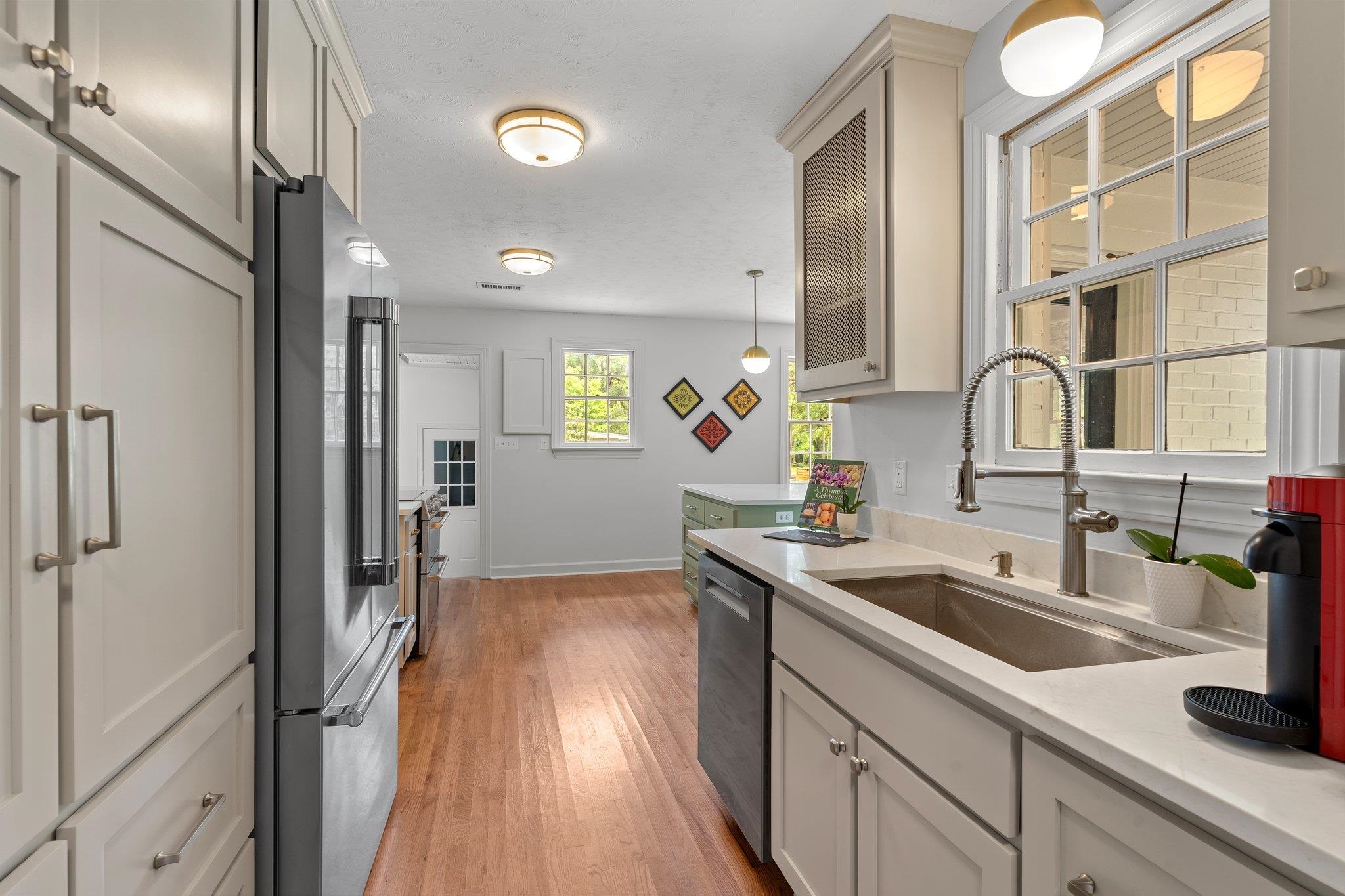 420 South Ride Tallahassee, FL 32303 - Photo 2 of 41