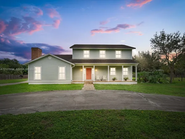 $1,050,000 | 19870 Southwest 240th Street, Homestead, FL 33031